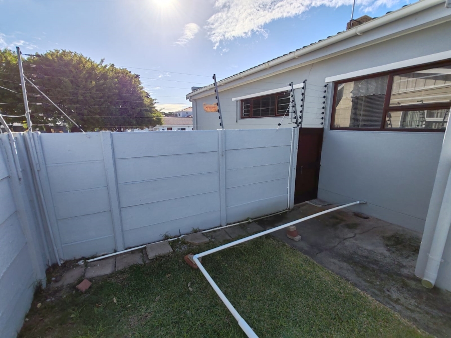 3 Bedroom Property for Sale in De Kelders Western Cape